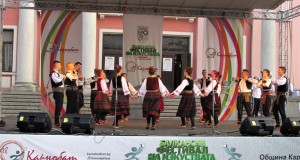 КУД „Просвјета“ Рудо учествовао на фестивалу фолклора у Бугарској