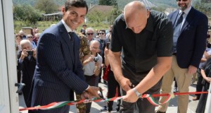Амбасадор Италије у БиХ Никола Минаси свечано отворио реконструисани објекат у Рудом