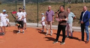 Отворен први тениски камп  за дјечаке и дјевојчице из Прибоја и Рудог